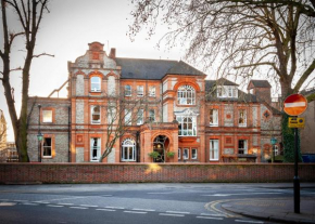 Отель Palmers Lodge Swiss Cottage  Лондон